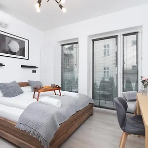Modern Cracow Rakowicka 14 By Renters Apartment Krakow