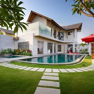Miro - Luxury, 3 Bed, Villa Seminyak (Bali)